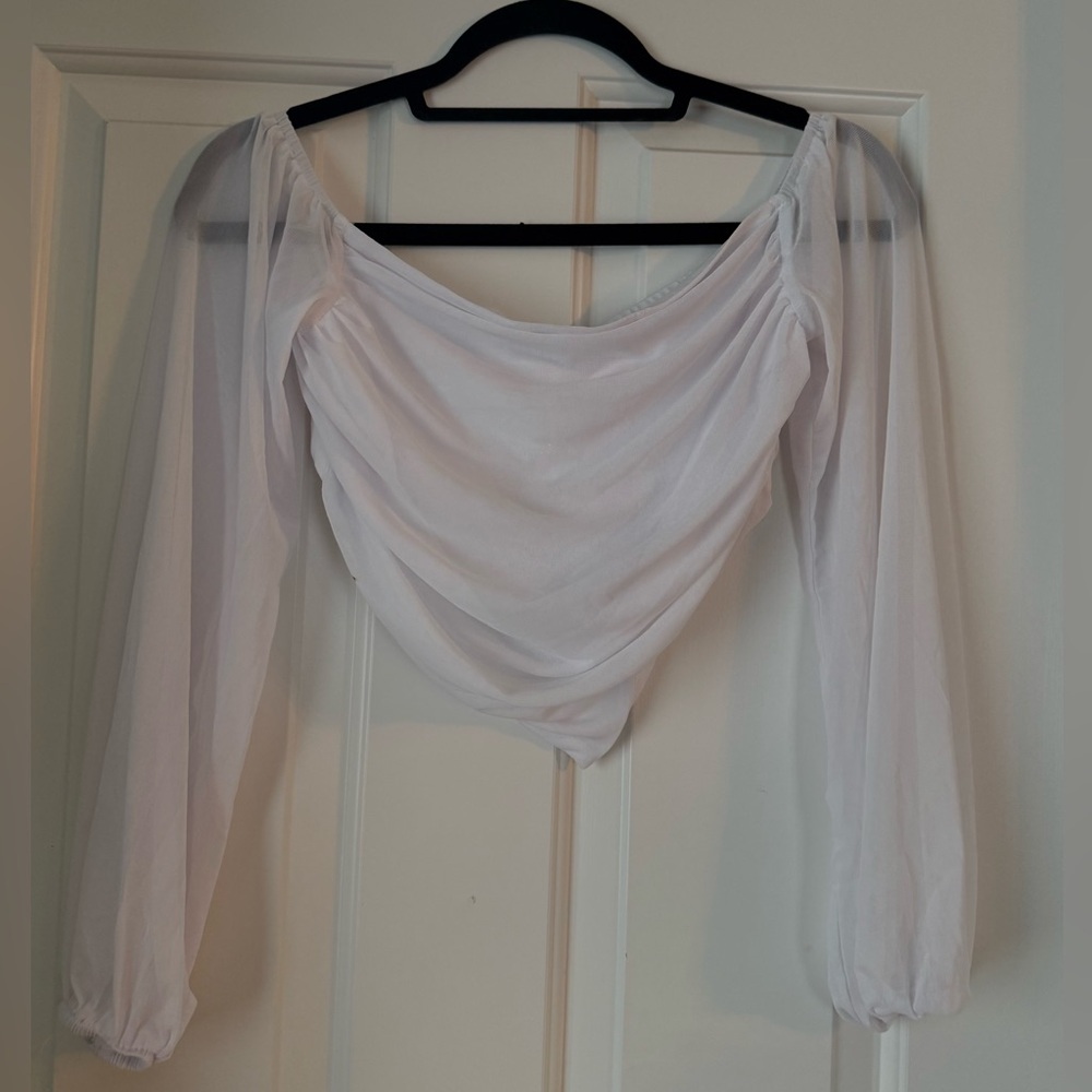 White flowy ananova top, Small, NEVER WORN!!